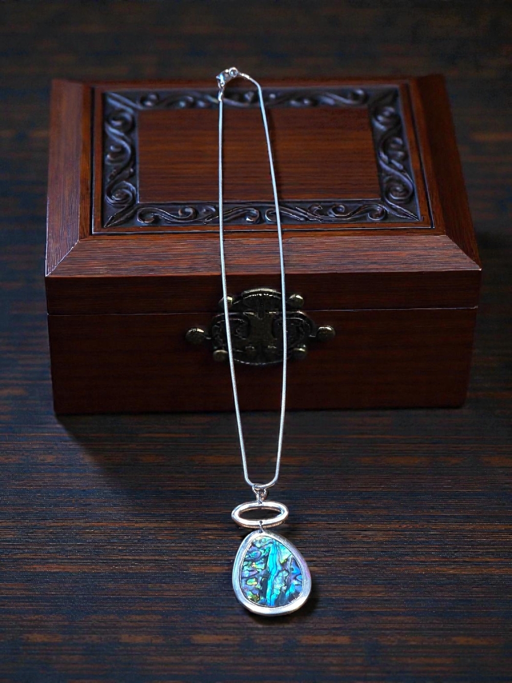 Handmade Abalone Shell Teardrop Pendant Necklace Silver Tone Chain Boho